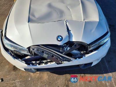 Zdjęcie 11 z 12 samochodu: 2020 BMW 330I VIN:3MW5R1J00L8B21084 - miniatura