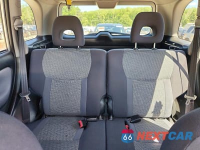 Zdjęcie 10 z 13 samochodu: 2005 TOYOTA RAV4 BASE VIN:JTEHD20V556046163 - miniatura