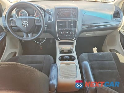 Zdjęcie 8 z 13 samochodu: 2016 DODGE GRAND CARAVAN SXT VIN:2C4RDGCG7GR387904 - miniatura