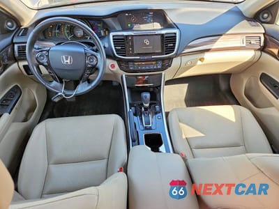 Zdjęcie 8 z 12 samochodu: 2017 HONDA ACCORD HYBRID EXL VIN:JHMCR6F51HC030187 - miniatura
