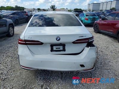 Zdjęcie 6 z 12 samochodu: 2024 BMW I5 EDRIVE 40 VIN:WBY33FK04RCR39327 - miniatura