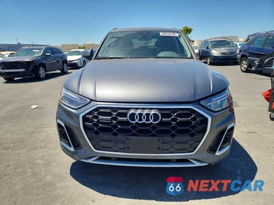Piąte zdjęcie samochodu w środku: 2023 AUDI Q5 PREMIUM 45 VIN:WA1GAAFY2P2070834 - miniatura