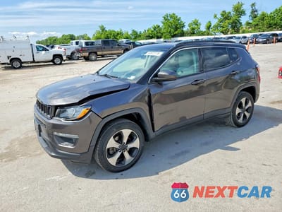 2019 JEEP COMPASS LATITUDE 3C4NJDBB2KT654111 - główne zdjęcie licytacji z USA - miniatura
