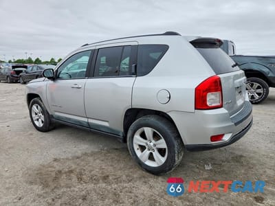 Drugie zdjęcie samochodu z przodu: 2011 JEEP COMPASS SPORT VIN:1J4NF1FB2BD159093 - miniatura