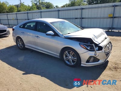 Czwarte zdjęcie samochodu z boku: 2019 HYUNDAI SONATA SEL VIN:5NPE34AFXKH795796 - miniatura