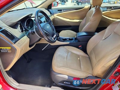 Zdjęcie 7 z 12 samochodu: 2013 HYUNDAI SONATA HYBRID VIN:KMHEC4A42DA081701 - miniatura