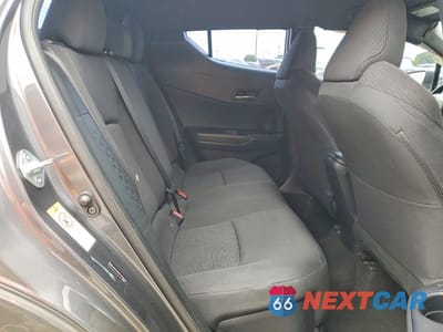 Zdjęcie 11 z 13 samochodu: 2018 TOYOTA C-HR XLE VIN:NMTKHMBX1JR030026 - miniatura