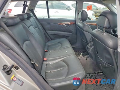 Zdjęcie 10 z 12 samochodu: 2004 MERCEDES-BENZ E 500 4MATIC VIN:WDBUH83J14X114078 - miniatura