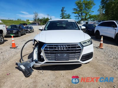 Piąte zdjęcie samochodu w środku: 2018 AUDI Q5 PREMIUM PLUS VIN:WA1BNAFY1J2016804 - miniatura