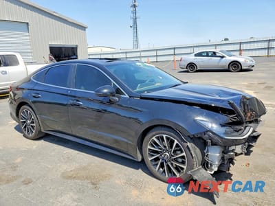 Czwarte zdjęcie samochodu z boku: 2021 HYUNDAI SONATA LIMITED VIN:5NPEH4J28MH087628 - miniatura