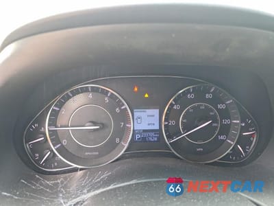 Zdjęcie 8 z 10 samochodu: 2017 NISSAN ARMADA SV VIN:JN8AY2ND5H9006120 - miniatura