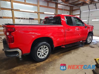 Trzecie zdjęcie samochodu z tyłu: 2020 CHEVROLET SILVERADO K1500 LT VIN:1GCRYDED7LZ262990 - miniatura
