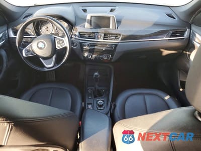 Zdjęcie 8 z 13 samochodu: 2018 BMW X1 XDRIVE28I VIN:WBXHT3C34J5F92921 - miniatura