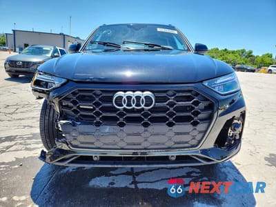 Piąte zdjęcie samochodu w środku: 2025 AUDI Q5 PREMIUM 45 VIN:WA1GAAFY7S2028507 - miniatura