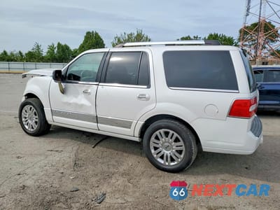 Drugie zdjęcie samochodu z przodu: 2011 LINCOLN NAVIGATOR VIN:5LMJJ2J58BEJ01440 - miniatura