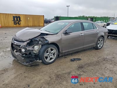 2011 CHEVROLET MALIBU LS 1G1ZB5E12BF121833 - główne zdjęcie licytacji z USA - miniatura