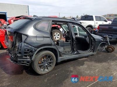 Trzecie zdjęcie samochodu z tyłu: 2015 BMW X1 SDRIVE28I VIN:WBAVM1C5XFVW58778 - miniatura