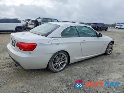 Trzecie zdjęcie samochodu z tyłu: 2012 BMW 335 I VIN:WBADX7C58CE744947 - miniatura