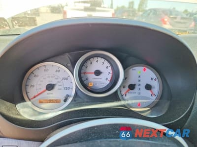 Zdjęcie 9 z 13 samochodu: 2004 TOYOTA RAV4 BASE VIN:JTEGD20V540034379 - miniatura