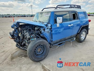 2012 TOYOTA FJ CRUISER BASE JTEZU4BF0CK012528 - główne zdjęcie licytacji z USA - miniatura