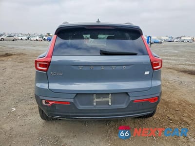 Zdjęcie 6 z 13 samochodu: 2023 VOLVO XC40 RECHARGE PLUS VIN:YV4ED3UL8P2076156 - miniatura
