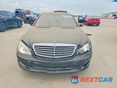 Piąte zdjęcie samochodu w środku: 2007 MERCEDES-BENZ S 550 VIN:WDDNG71X67A121549 - miniatura