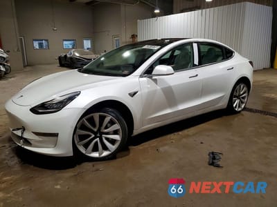 2019 TESLA MODEL 3 5YJ3E1EB2KF469576 - główne zdjęcie licytacji z USA - miniatura