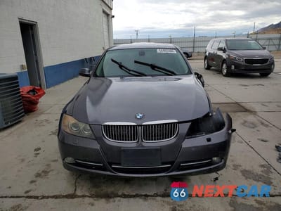 Piąte zdjęcie samochodu w środku: 2008 BMW 335 XI VIN:WBAVD53558A010671 - miniatura
