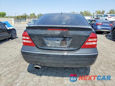 Zdjęcie 6 z 12 samochodu: 2006 MERCEDES-BENZ C 230 VIN:WDBRF52H86F740681 - miniatura