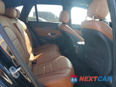 Zdjęcie 11 z 13 samochodu: 2022 MERCEDES-BENZ GLC 300 4MATIC VIN:W1N0G8EB1NV383034 - miniatura