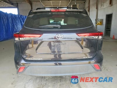 Zdjęcie 6 z 13 samochodu: 2022 TOYOTA HIGHLANDER XLE VIN:5TDGZRBH4NS162214 - miniatura