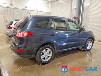 Trzecie zdjęcie samochodu z tyłu: 2012 HYUNDAI SANTA FE GLS VIN:5XYZGDAB6CG152146 - miniatura