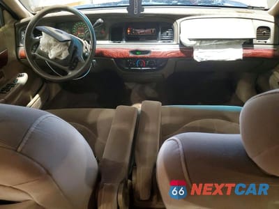Zdjęcie 8 z 12 samochodu: 2000 MERCURY GRAND MARQUIS GS VIN:2MEFM74W3YX619127 - miniatura