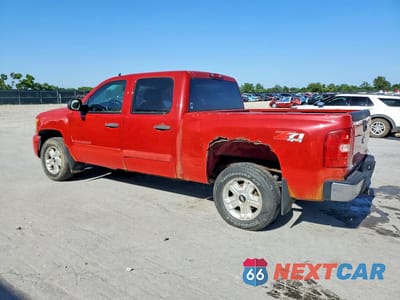 Drugie zdjęcie samochodu z przodu: 2007 CHEVROLET SILVERADO K1500 CREW CAB VIN:2GCEK13M171522848 - miniatura