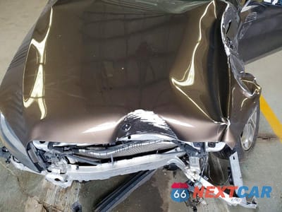 Zdjęcie 11 z 13 samochodu: 2016 MERCEDES-BENZ C 300 4MATIC VIN:55SWF4KB1GU120513 - miniatura