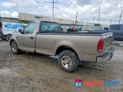 Drugie zdjęcie samochodu z przodu: 2002 FORD F150 VIN:1FTRF17282NB74407 - miniatura
