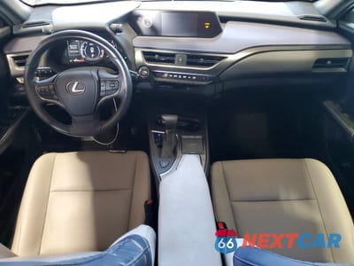 Zdjęcie 8 z 14 samochodu: 2022 LEXUS UX 200 BASE VIN:JTHX3JBH1N2047322 - miniatura