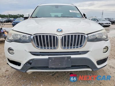 Piąte zdjęcie samochodu w środku: 2017 BMW X3 SDRIVE28I VIN:5UXWZ7C36H0X40564 - miniatura