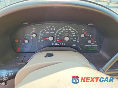 Zdjęcie 9 z 13 samochodu: 2004 FORD EXPEDITION EDDIE BAUER VIN:1FMRU17W84LB53026 - miniatura