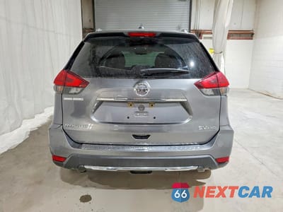 Zdjęcie 6 z 13 samochodu: 2018 NISSAN ROGUE SV VIN:KNMAT2MVXJP597132 - miniatura
