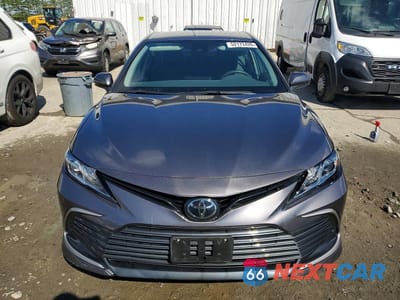 Piąte zdjęcie samochodu w środku: 2023 TOYOTA CAMRY LE VIN:4T1C11BK5PU087066 - miniatura