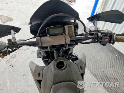 Zdjęcie 11 z 14 samochodu: 2006 SUZUKI DR-Z400 S VIN:JS1SK43A762103082 - miniatura