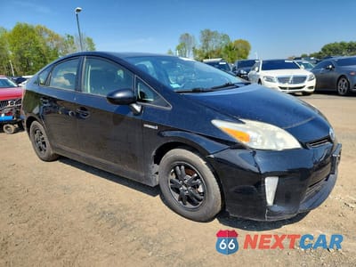 Czwarte zdjęcie samochodu z boku: 2012 TOYOTA PRIUS TWO VIN:JTDKN3DU5C1549801 - miniatura