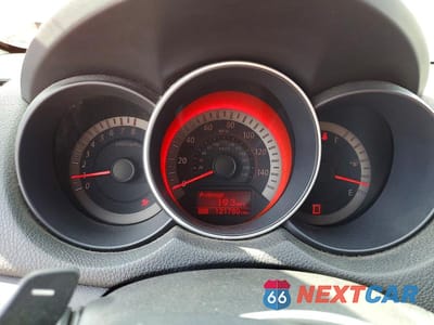 Zdjęcie 9 z 12 samochodu: 2011 KIA FORTE SX VIN:KNAFW6A30B5353894 - miniatura