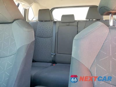 Zdjęcie 10 z 13 samochodu: 2019 TOYOTA RAV4 XLE VIN:2T3P1RFV0KW039558 - miniatura