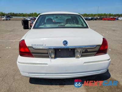 Zdjęcie 6 z 12 samochodu: 2010 MERCURY GRAND MARQUIS LS VIN:2MEBM7FV9AX639245 - miniatura