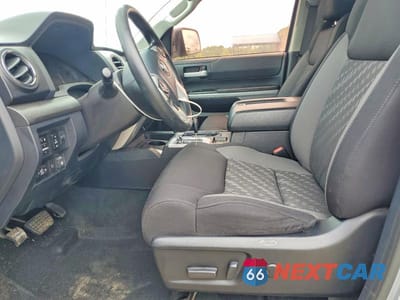Zdjęcie 7 z 12 samochodu: 2019 TOYOTA TUNDRA CREWMAX SR5 VIN:5TFDW5F14KX804454 - miniatura