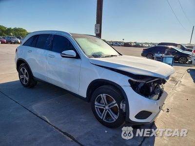 Czwarte zdjęcie samochodu z boku: 2019 MERCEDES-BENZ GLC 300 VIN:WDC0G4JB2KF610883 - miniatura