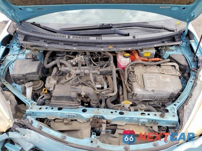 Zdjęcie 11 z 12 samochodu: 2012 TOYOTA PRIUS C TWO VIN:JTDKDTB32C1029844 - miniatura