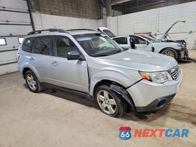 Czwarte zdjęcie samochodu z boku: 2010 SUBARU FORESTER 2.5X PREMIUM VIN:JF2SH6CC2AH746755 - miniatura